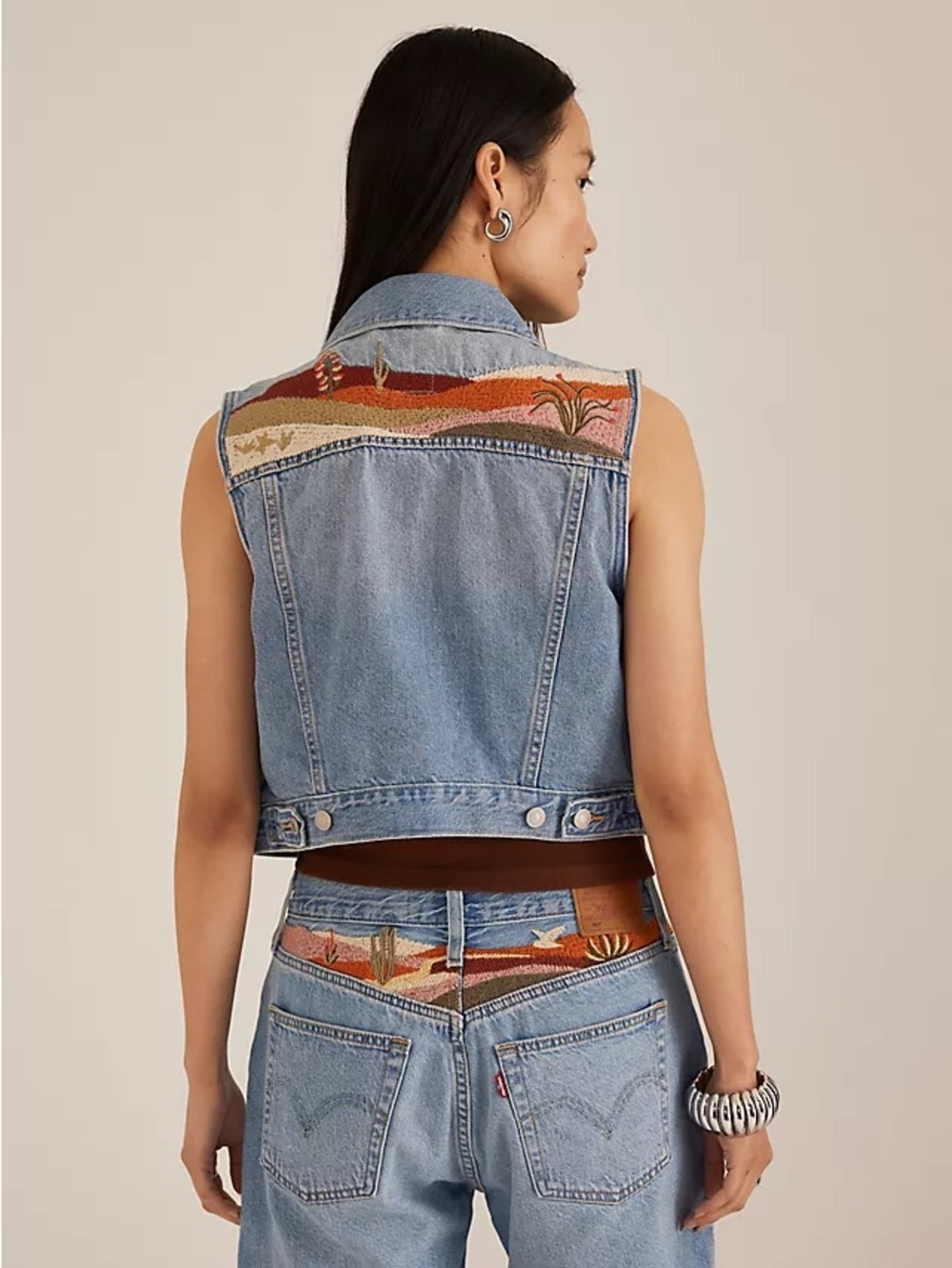 Levi's Light Blue Desert Utopia Embroidered Denim Vest and 501 90’s Jeans Set - Picture 13 of 16